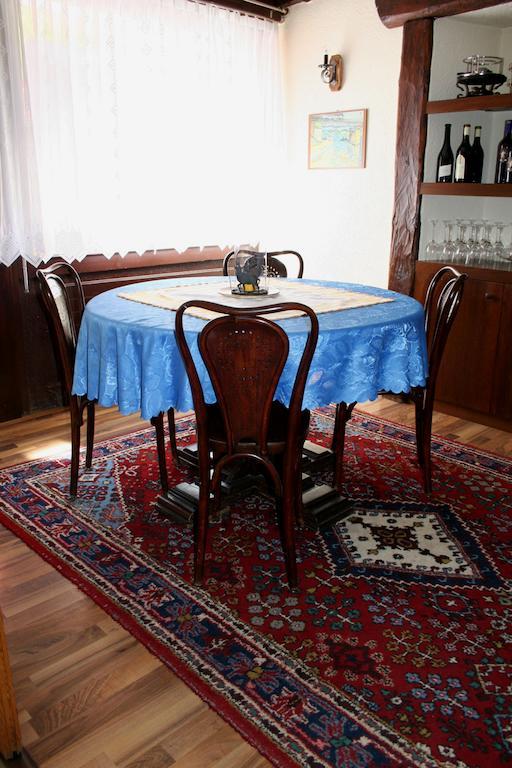 Café De La Poste Bed & Breakfast
